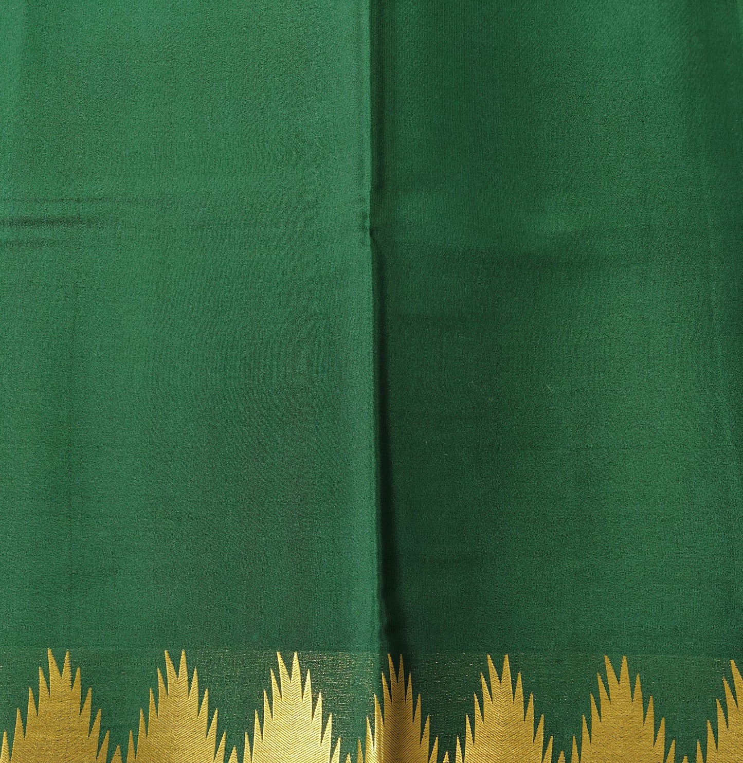 Grace in Weave - Pure crepe 90grams Temple border saree