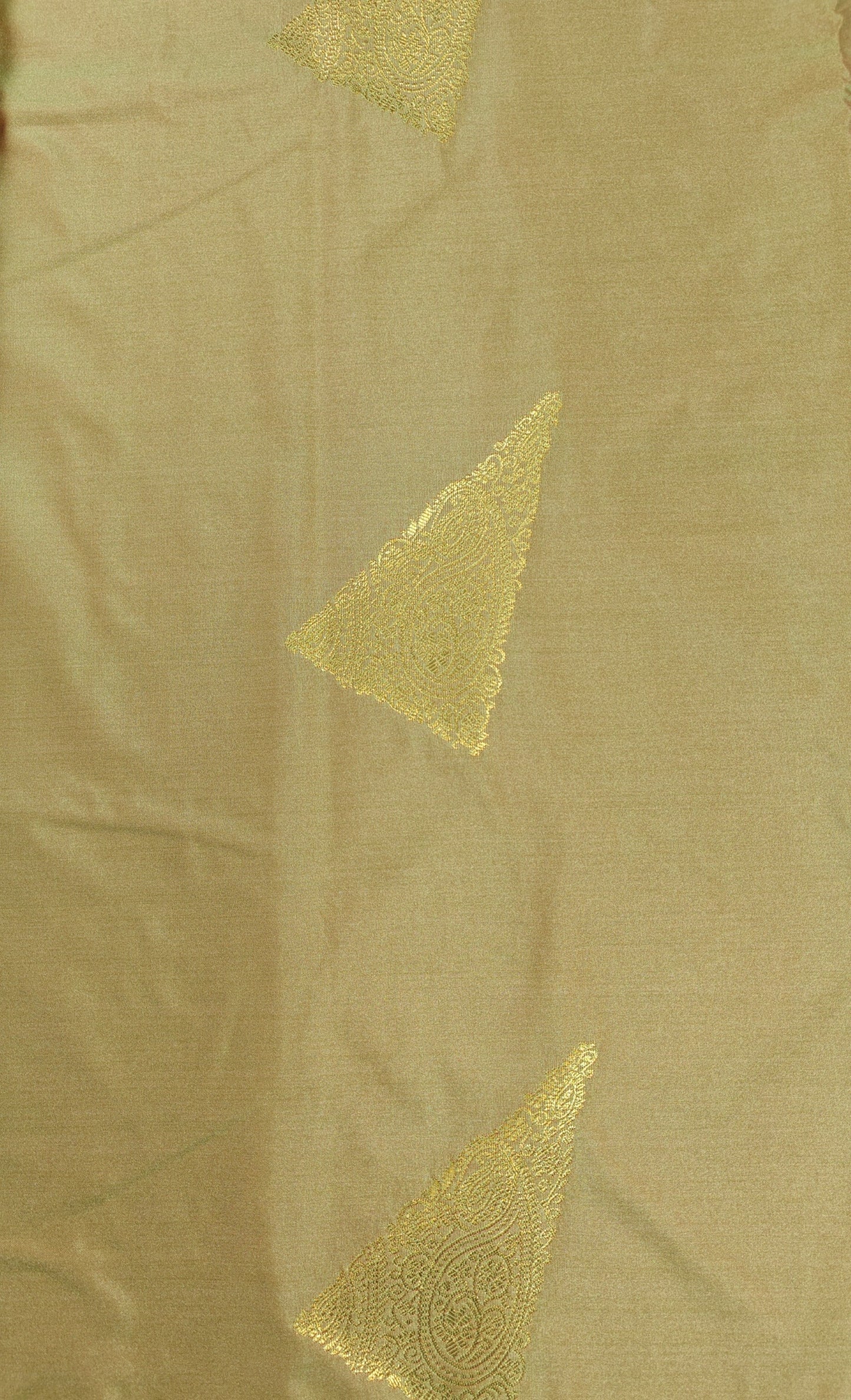 Loomed Weave - Kancheevaram semi-silk saree