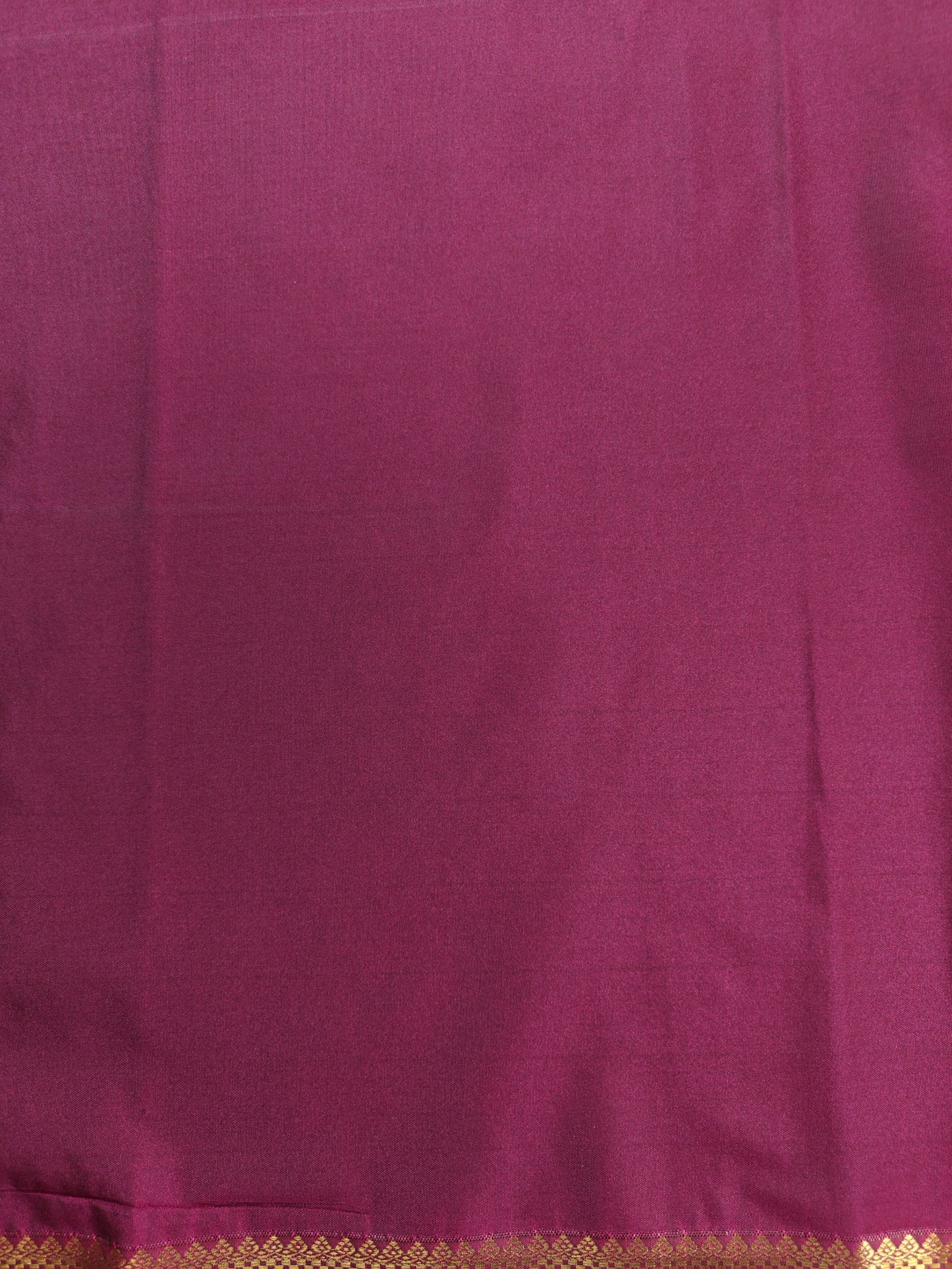 Loomed Weave - Kancheevaram semi-silk saree