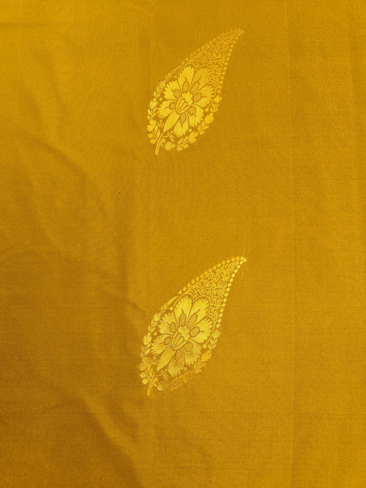 Loomed Weave - Kancheevaram semi-silk saree