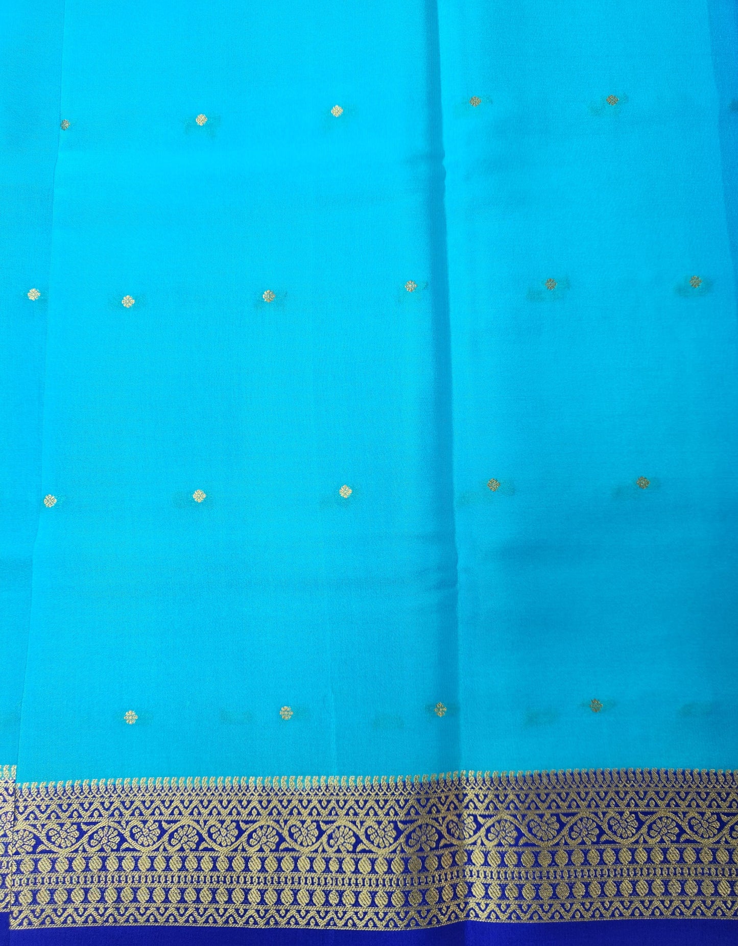 Pure Crepe Saree with small motifs