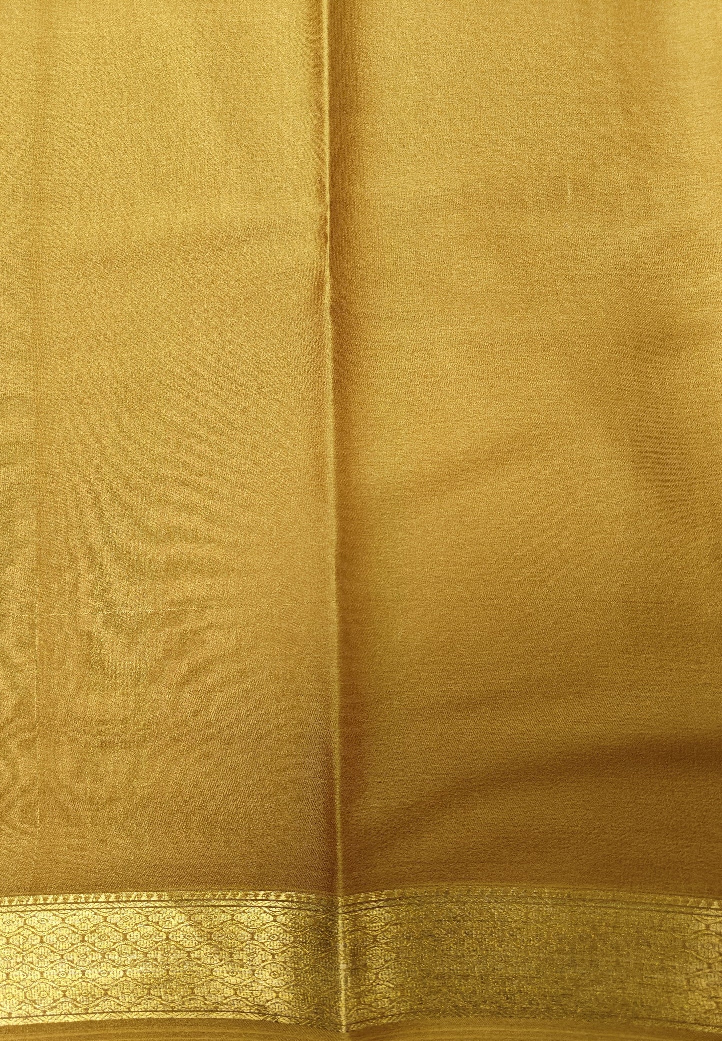 Minimalism - Pure Crepe Self Saree