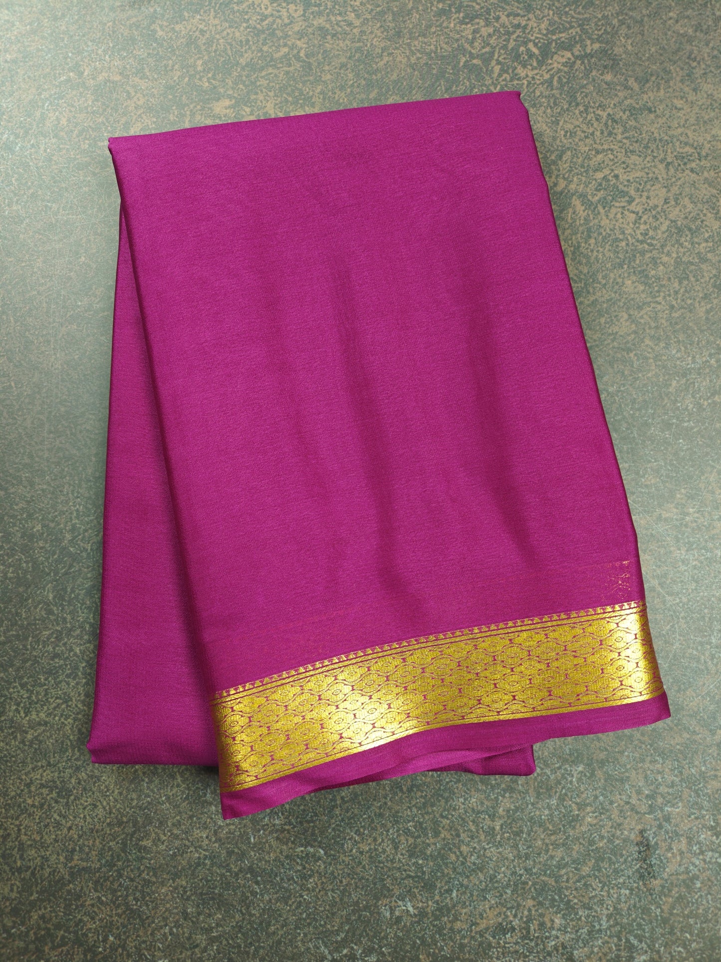 Minimalism - Pure Crepe Self Saree