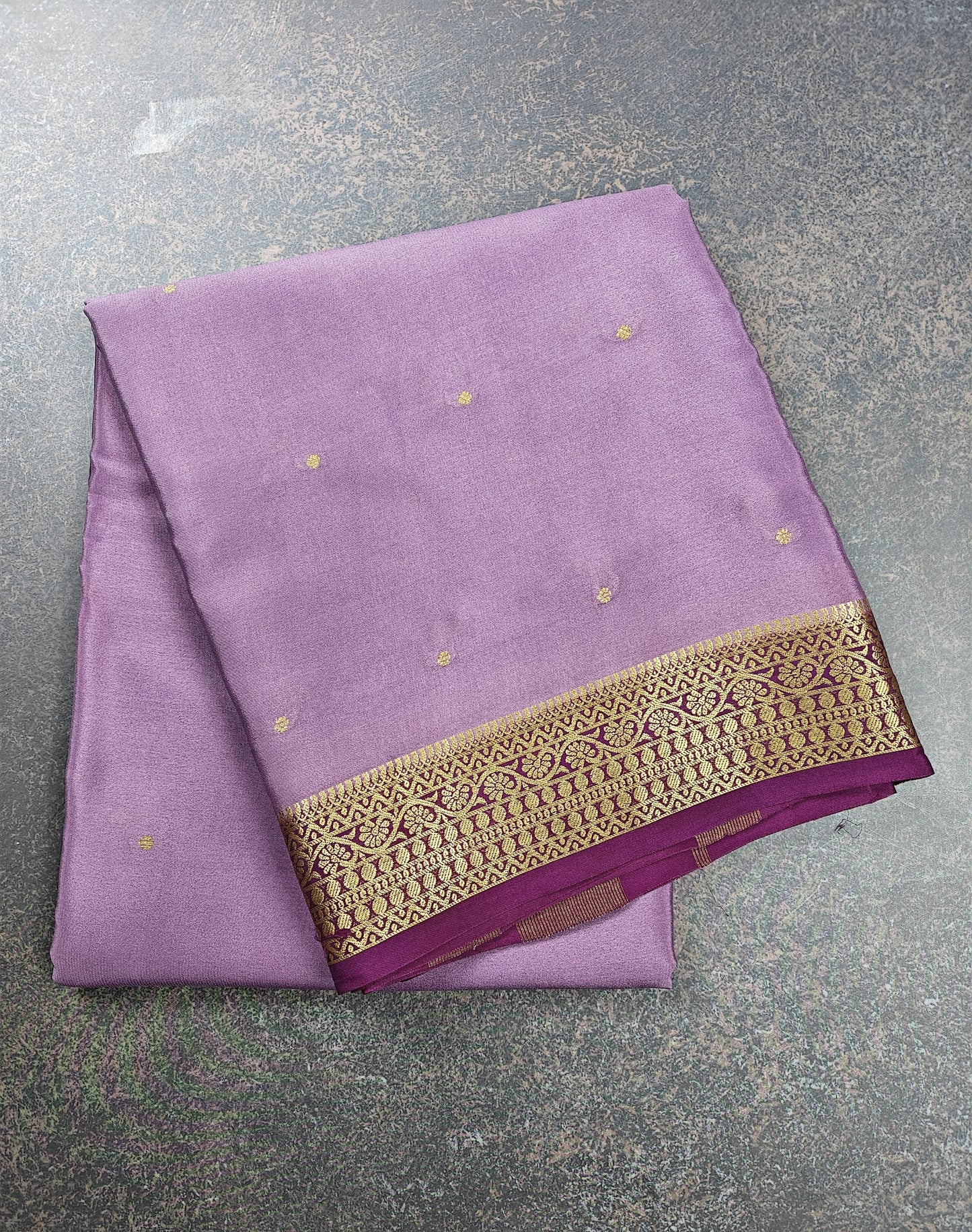 Pure Crepe Saree with small  motifs