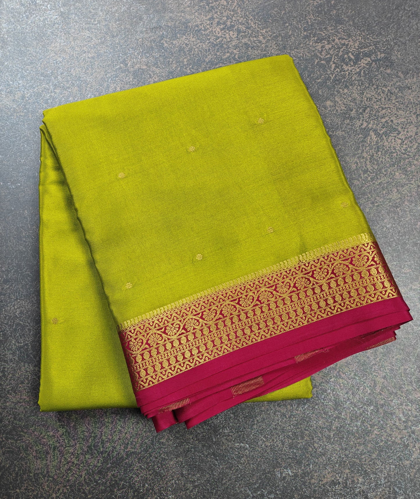 Pure Crepe Saree with small  motifs