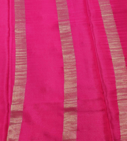Pure Crepe Saree with small  motifs