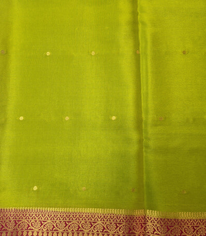 Pure Crepe Saree with small  motifs