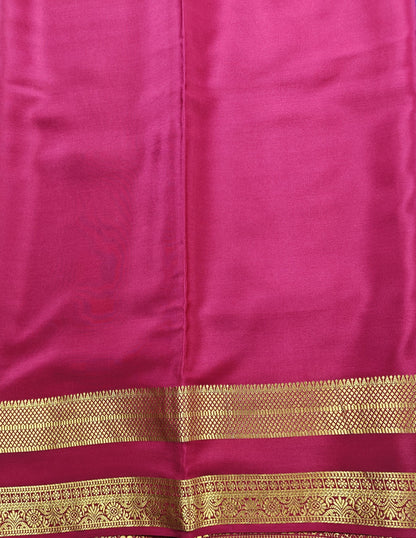 Pure Crepe saree with Bentex border