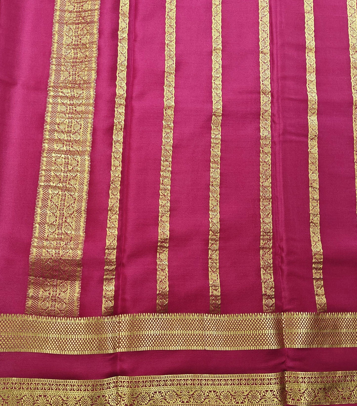 Pure Crepe saree with Bentex border