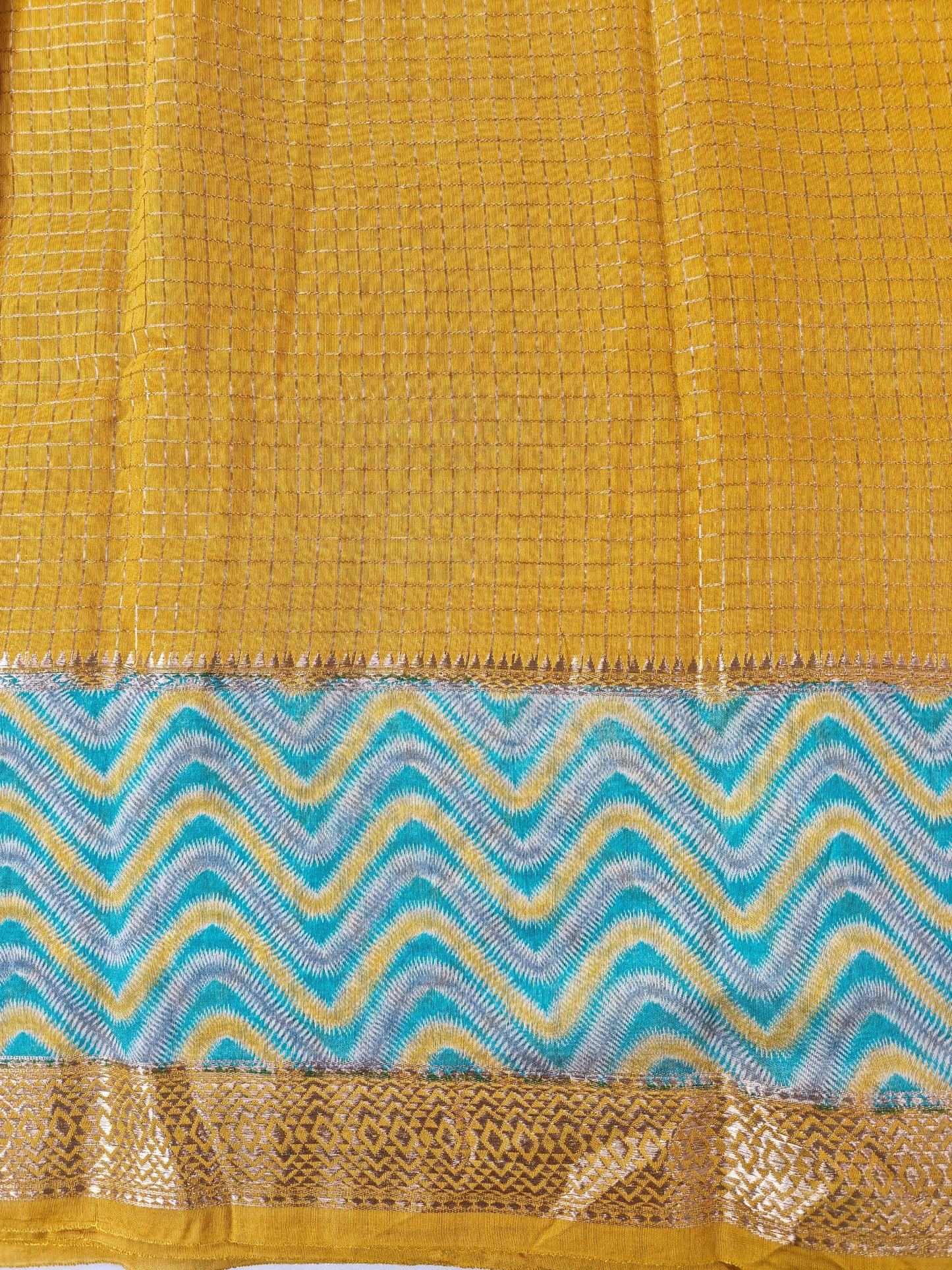 Waves & Weaves - Printed Saree