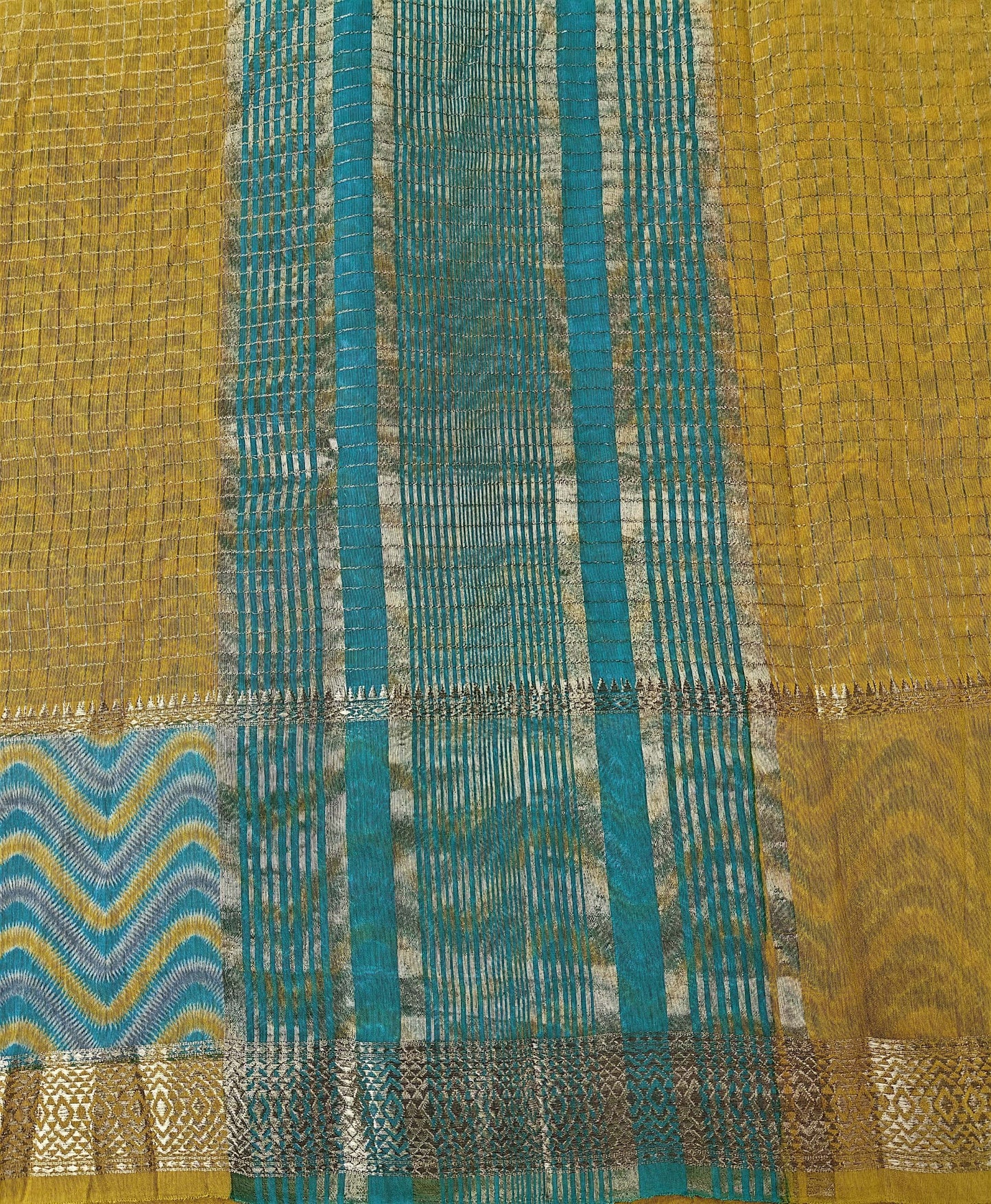 Waves & Weaves - Printed Saree