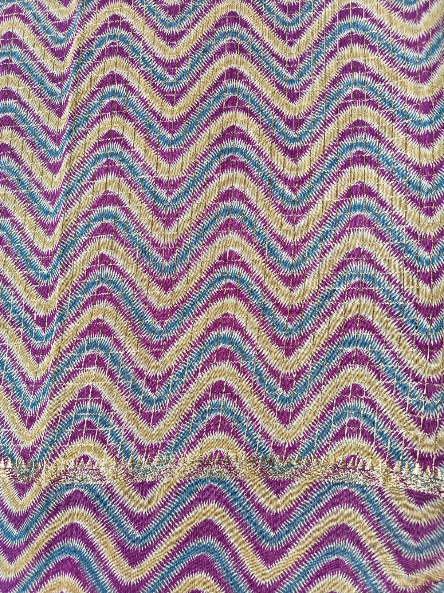 Waves & Weaves - Printed Saree