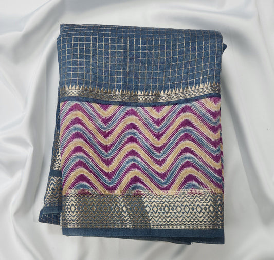 Waves & Weaves - Printed Saree