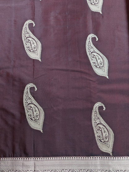 Elegance in Paisley - Kancheevaram semi-silk saree