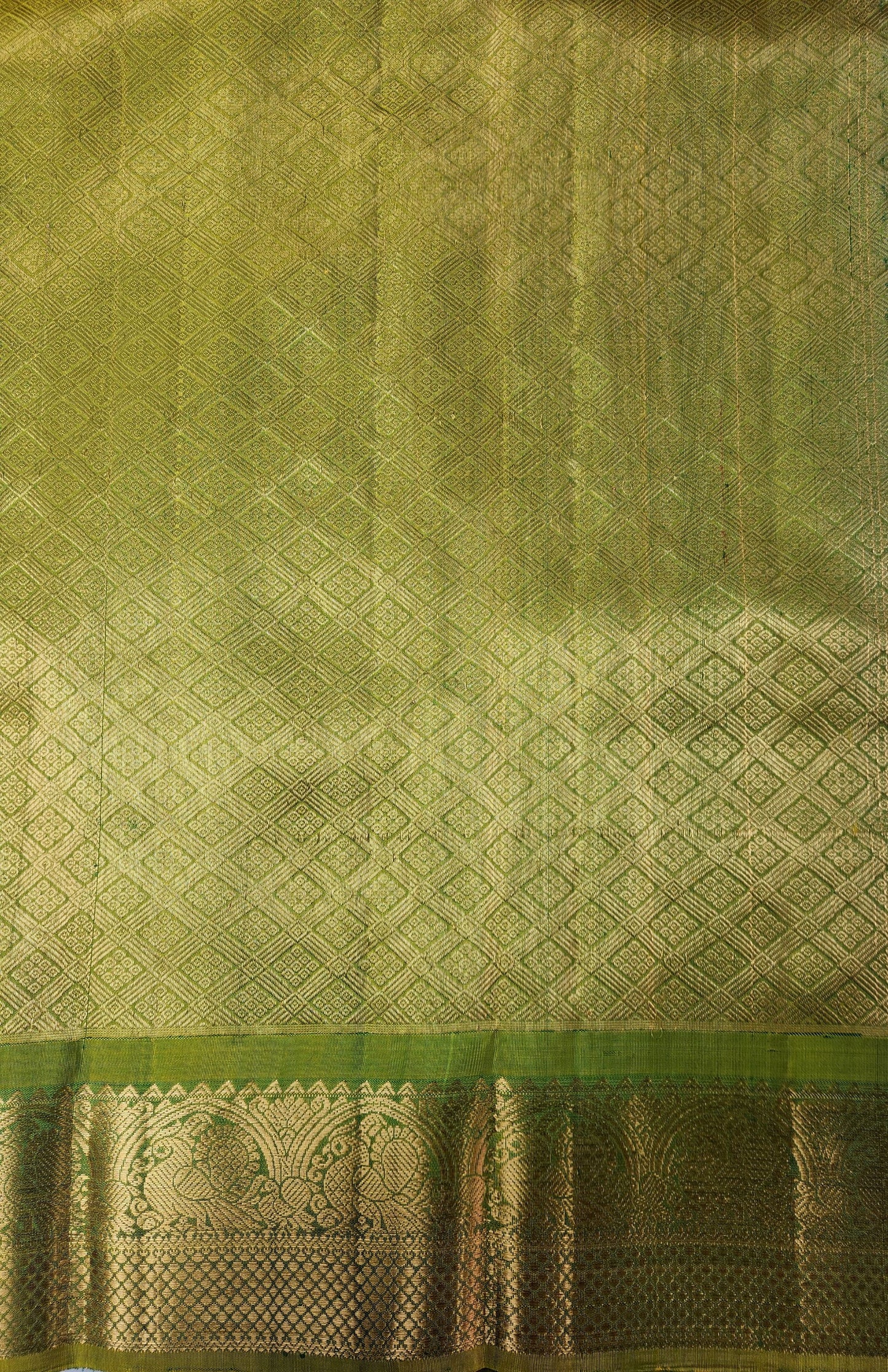 Verdant charm - Handwoven Kancheevaram Pure Silk Saree