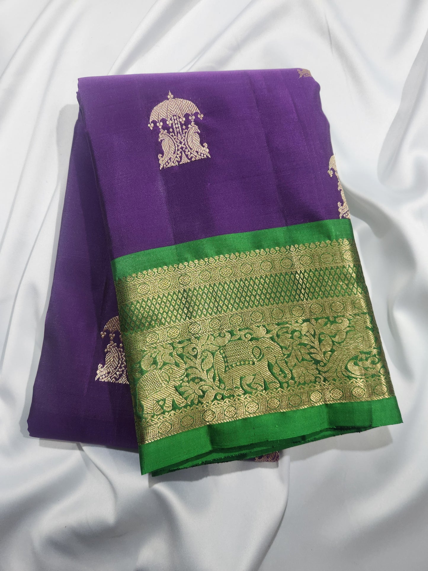 Violet Veil - Handwoven Kancheevaram Pure silk saree