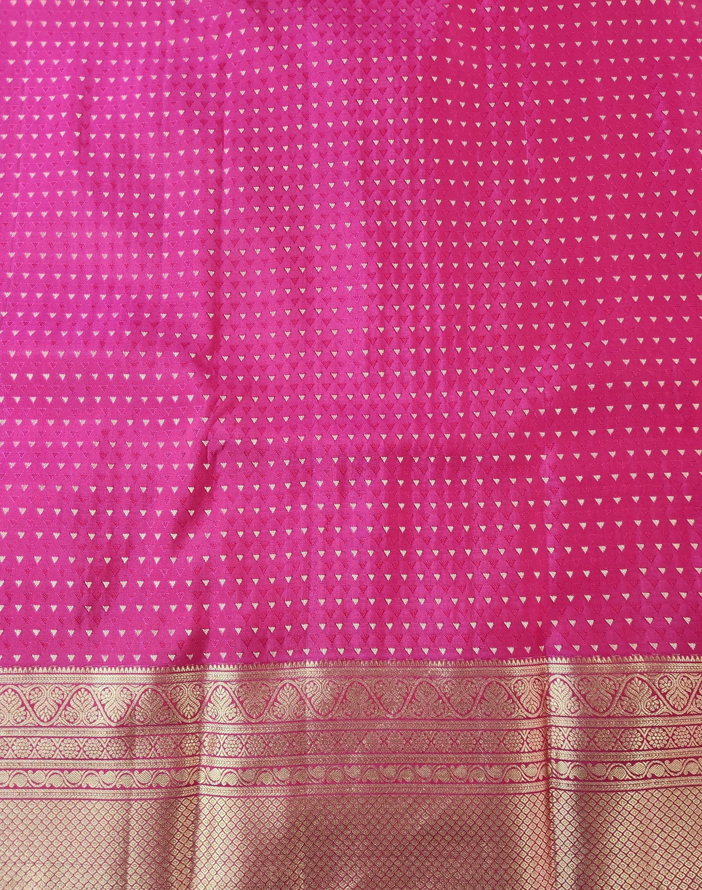 Pure Kancheevaram Silk Saree with triangle checkered pattern