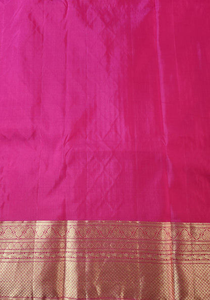 Pure Kancheevaram Silk Saree with triangle checkered pattern