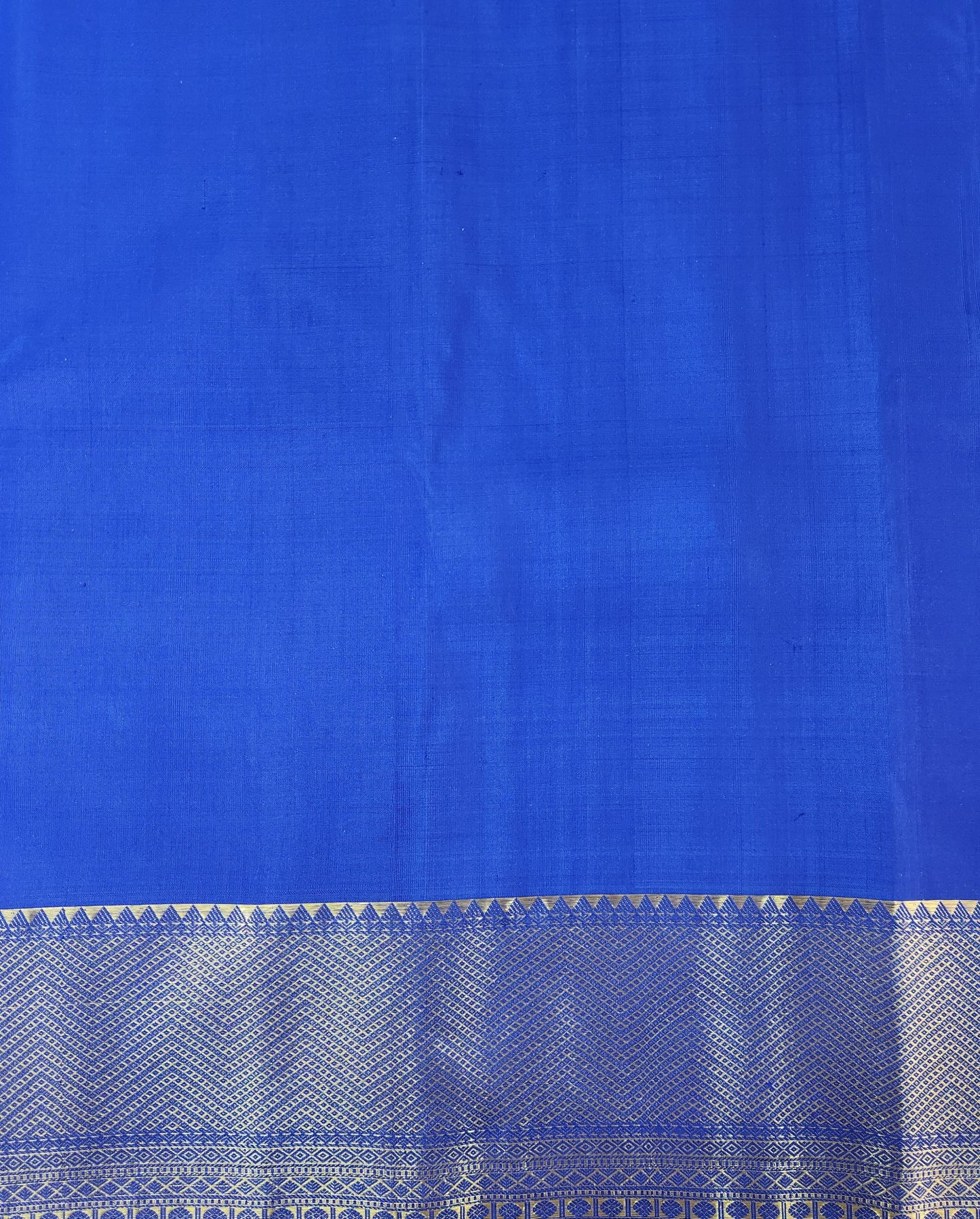 Handwoven Pure Silk Saree with vertical stripes