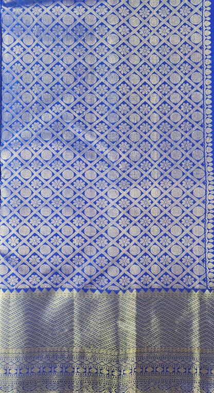 Handwoven Pure Silk Saree with vertical stripes
