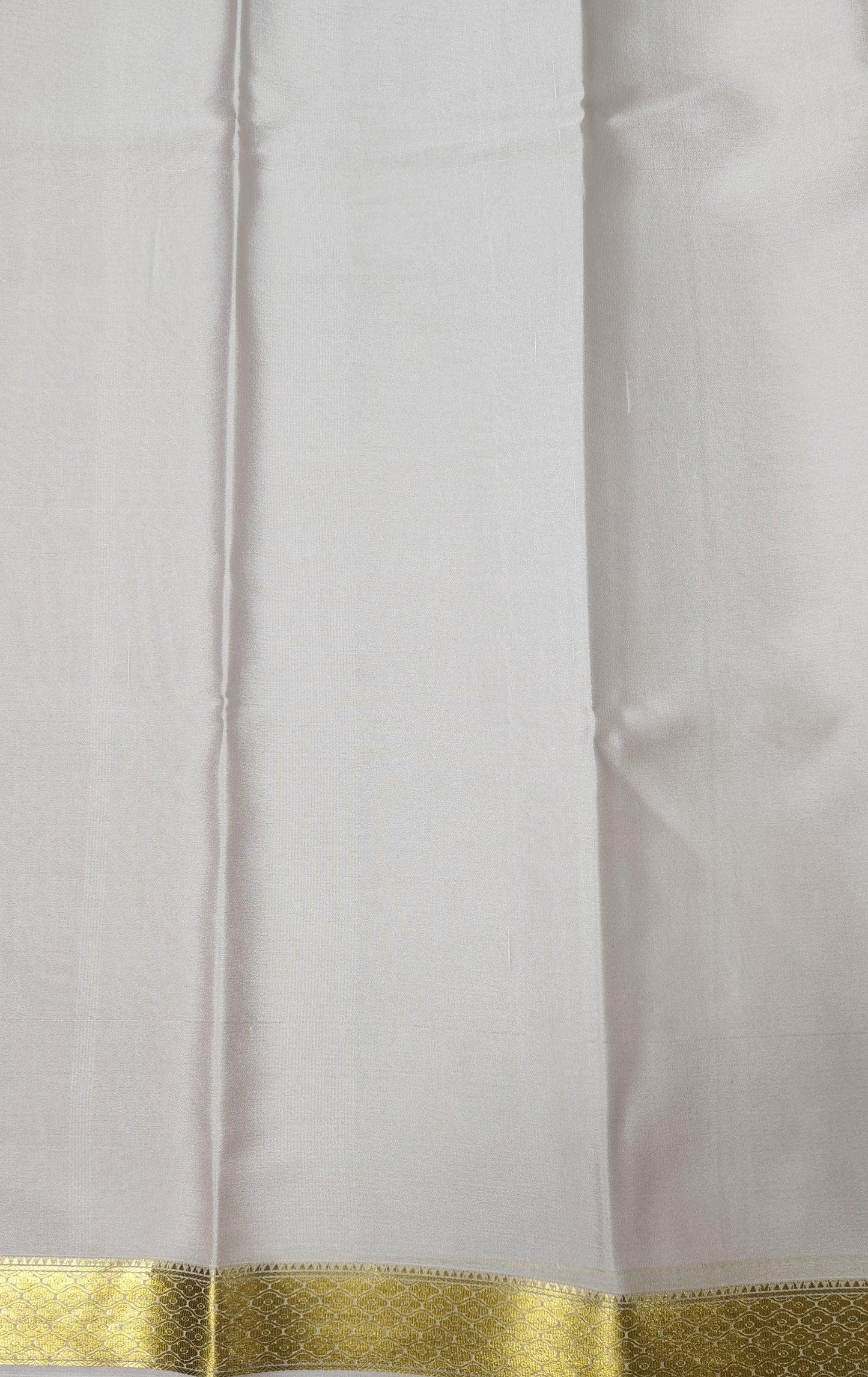 Minimalism - Pure Crepe Self Saree