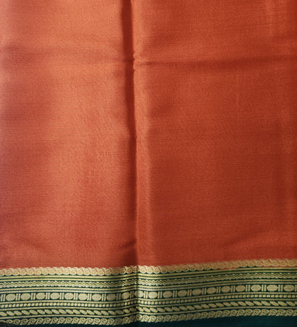 Classic Contrast: Pure Crepe Saree