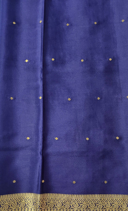 Pure Crepe Saree with small  motifs
