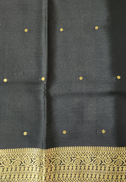 Pure Crepe Saree with small  motifs