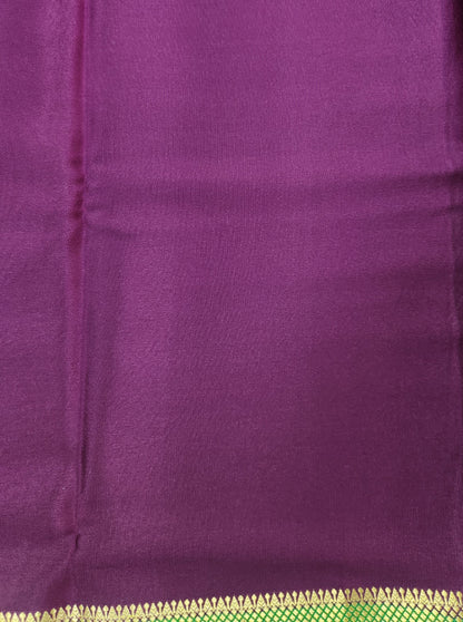 Pure Crepe saree with Bentex border