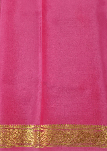 Golden Grid Elegance - Pure Crepe 100grams saree
