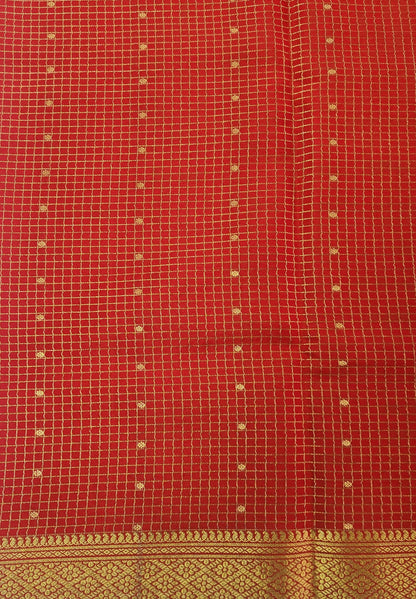 Golden Grid Elegance - Pure Crepe 100grams saree