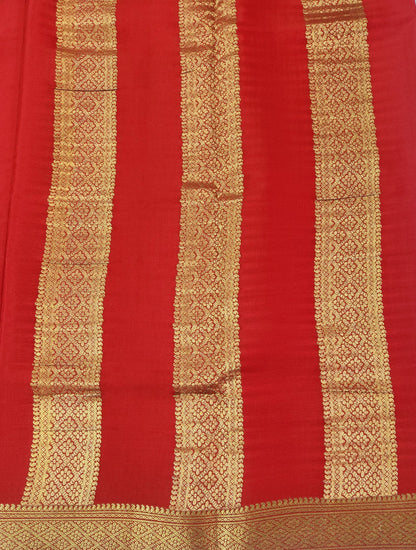 Golden Grid Elegance - Pure Crepe 100grams saree