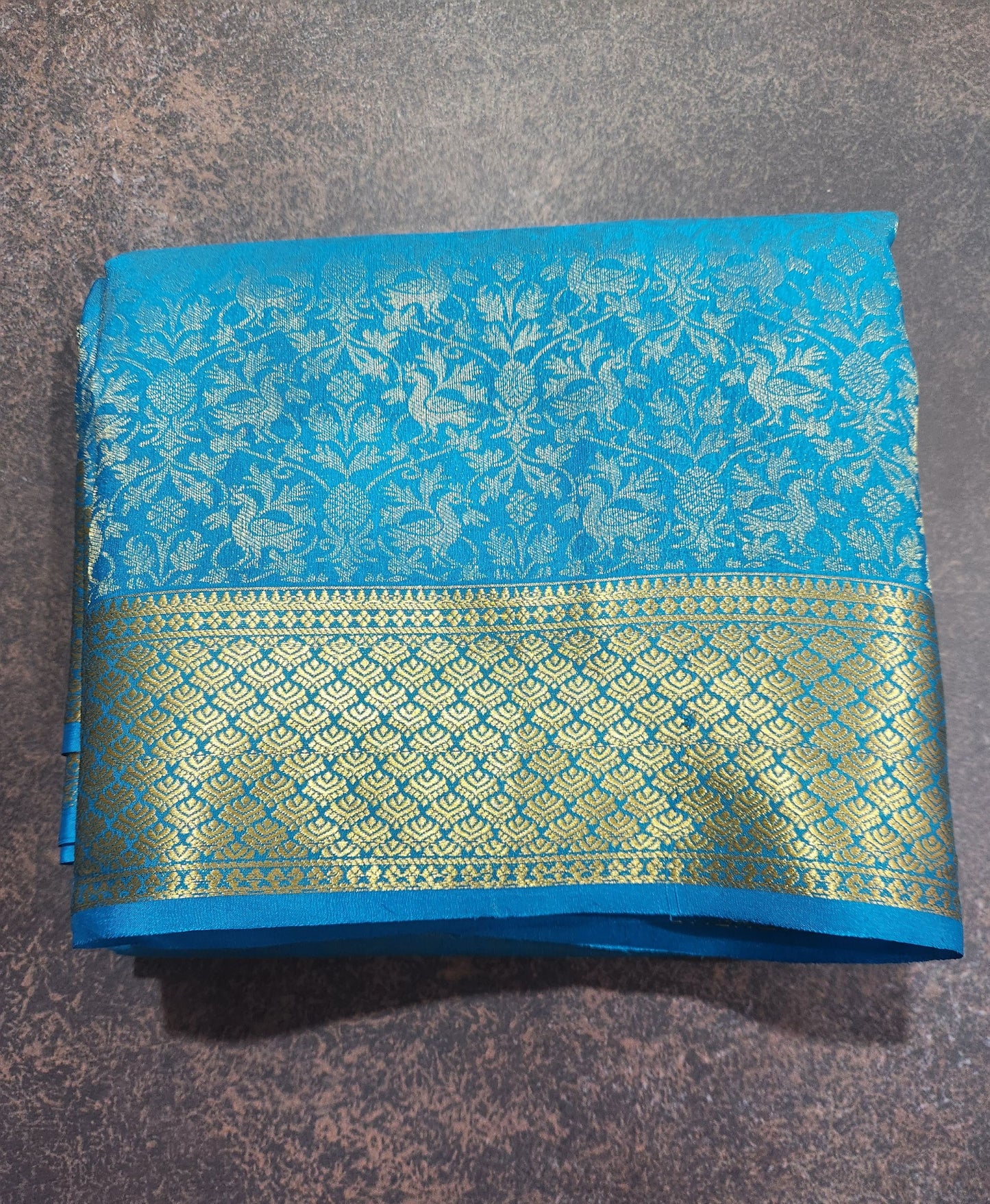 Regal Weave Harmony - Pure Crepe Brocade saree