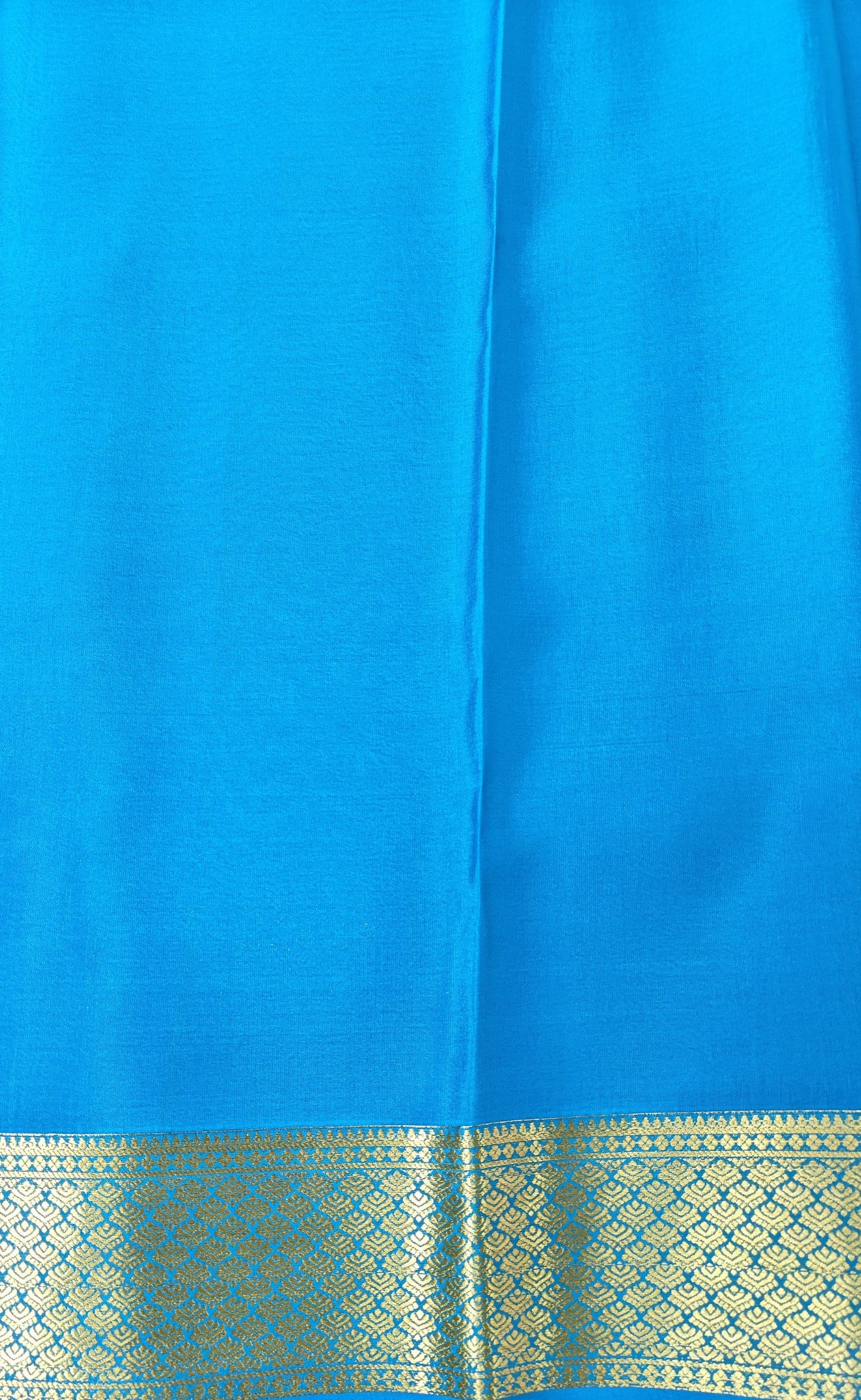 Regal Weave Harmony - Pure Crepe Brocade saree