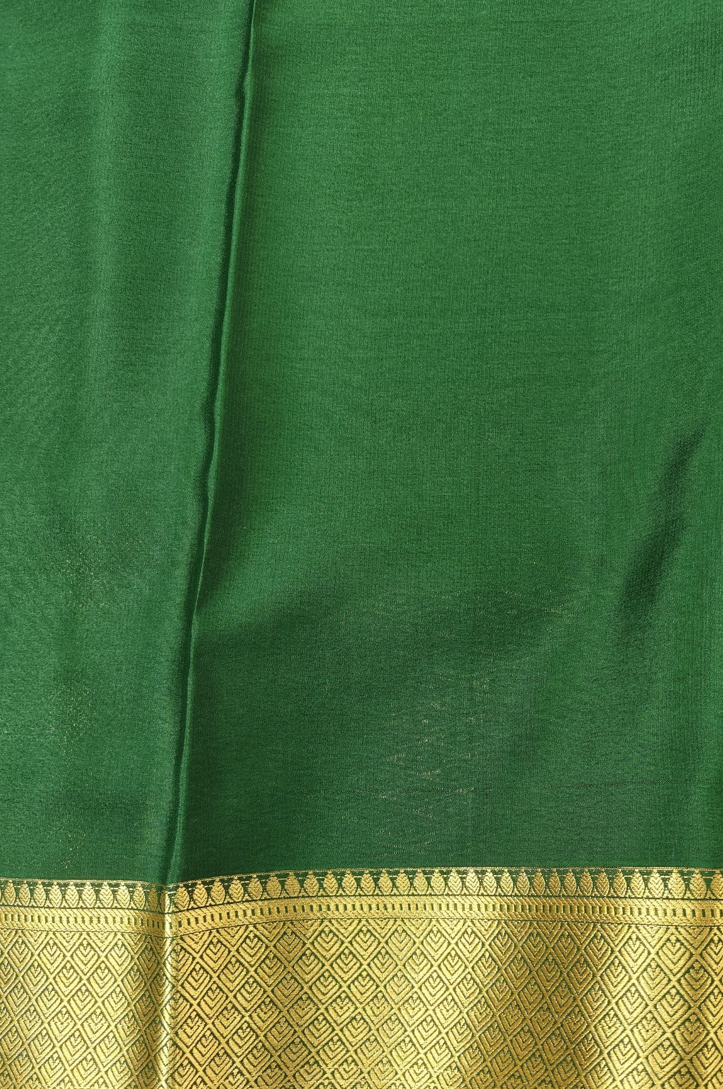 Regal Weave Harmony - Pure Crepe Brocade saree