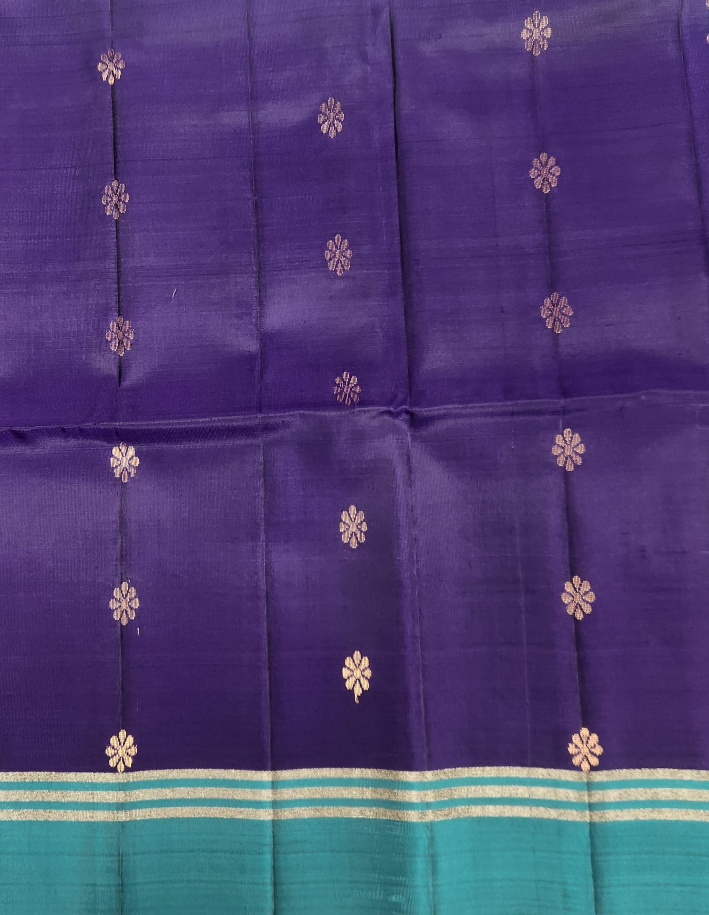 The Motif Classic - Handloom saree with bentex border