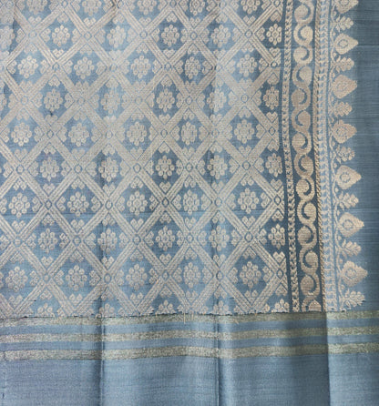The Motif Classic - Handloom saree with bentex border