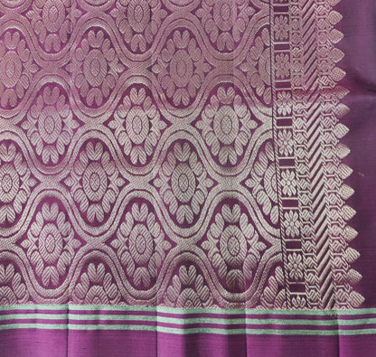 The Motif Classic - Handloom saree with bentex border